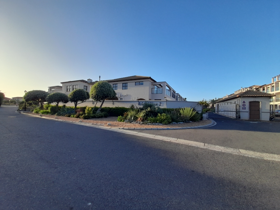 To Let 3 Bedroom Property for Rent in Big Bay Western Cape